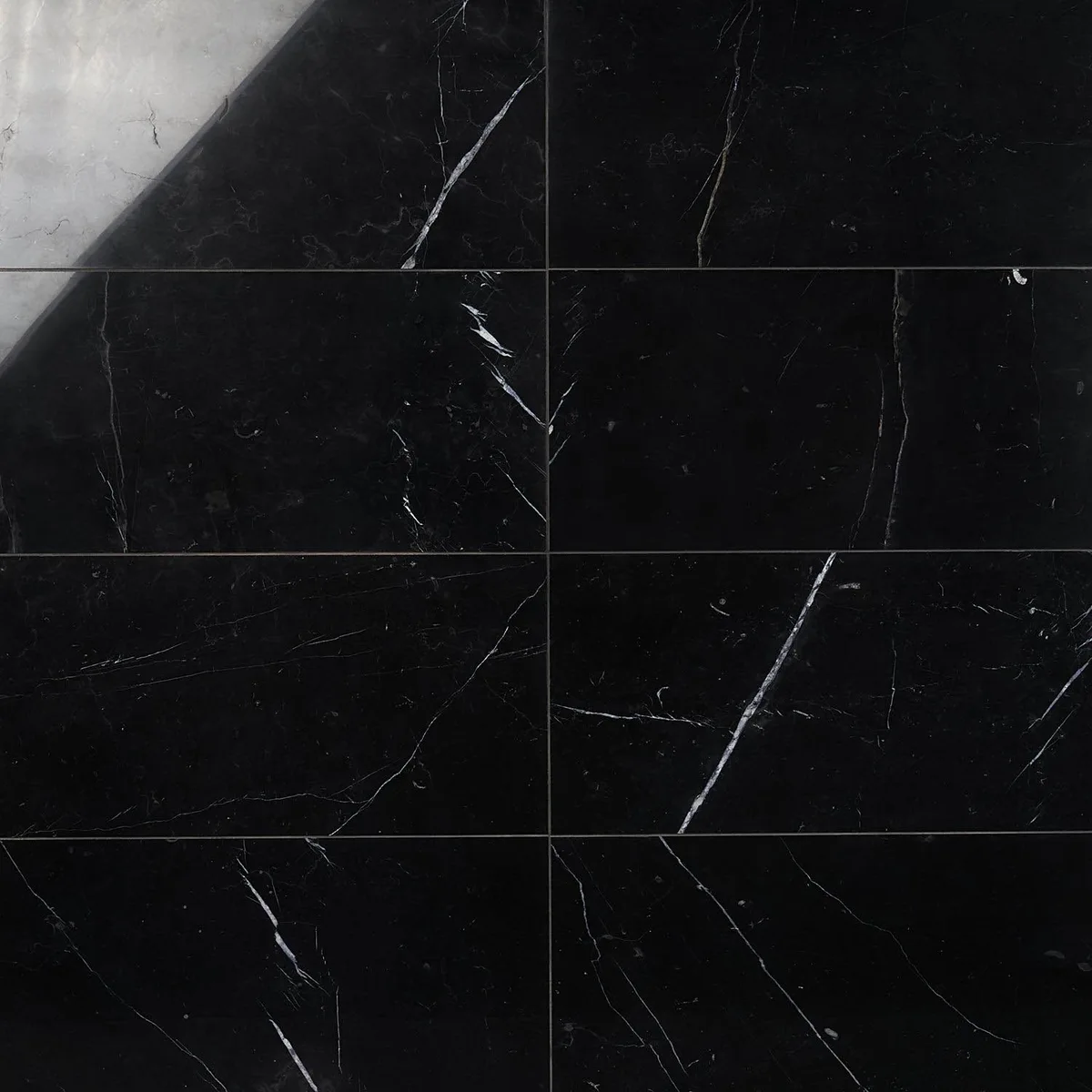 Nero Marquina Marble Tile