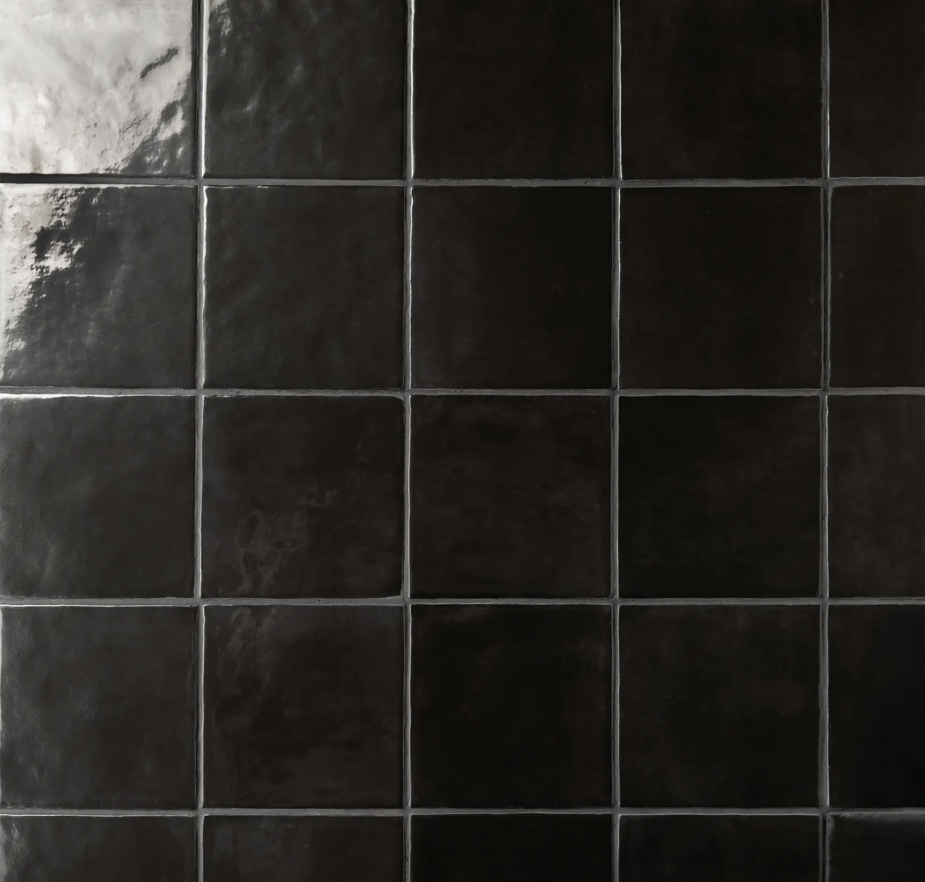 main sample image of Black Cloe