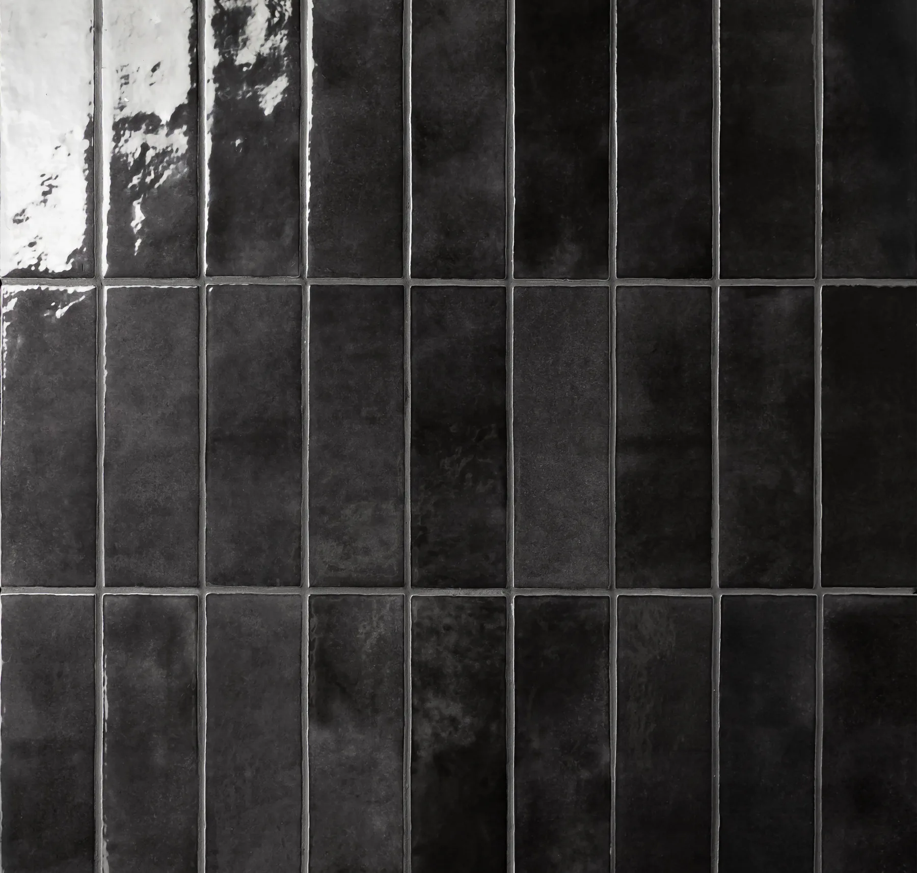 main sample image of Black Cloe