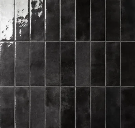 main sample image of Black Cloe