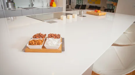 brand_install sample image of White Whitehall