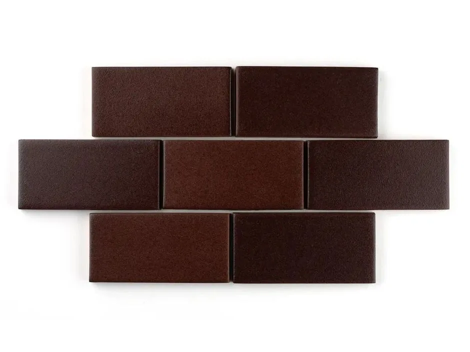 brand_install sample image of Brown Redwood